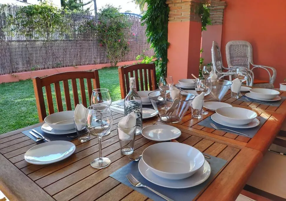 Villa Privada En La Playa 8 Personas Marbella